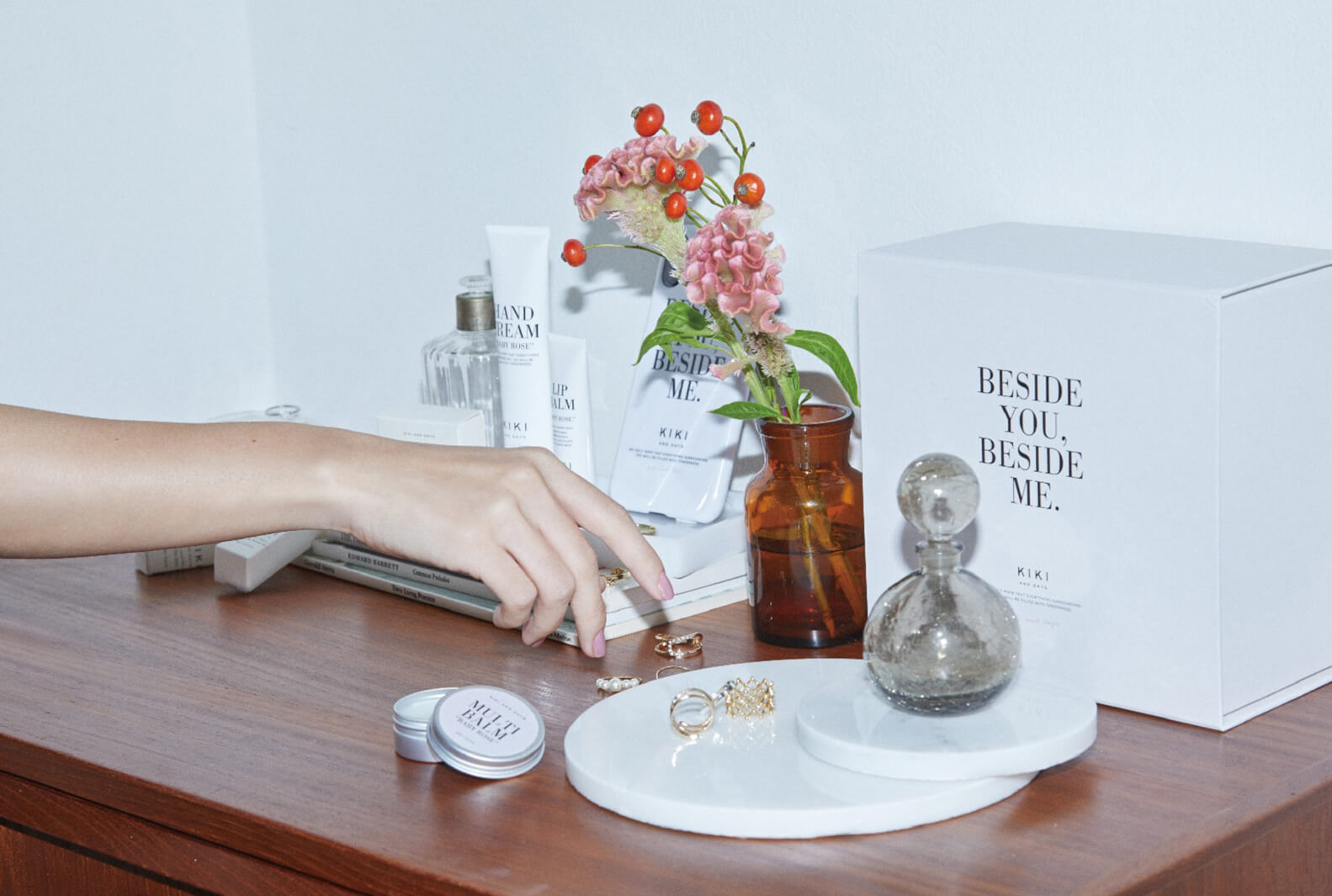 KIKI AND DAYS_image4